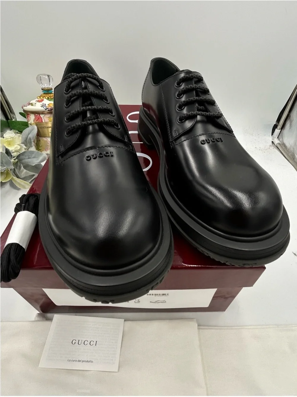 Men’s Gucci, leather lace up derby shoes size 12 fits 13 US made in Italy